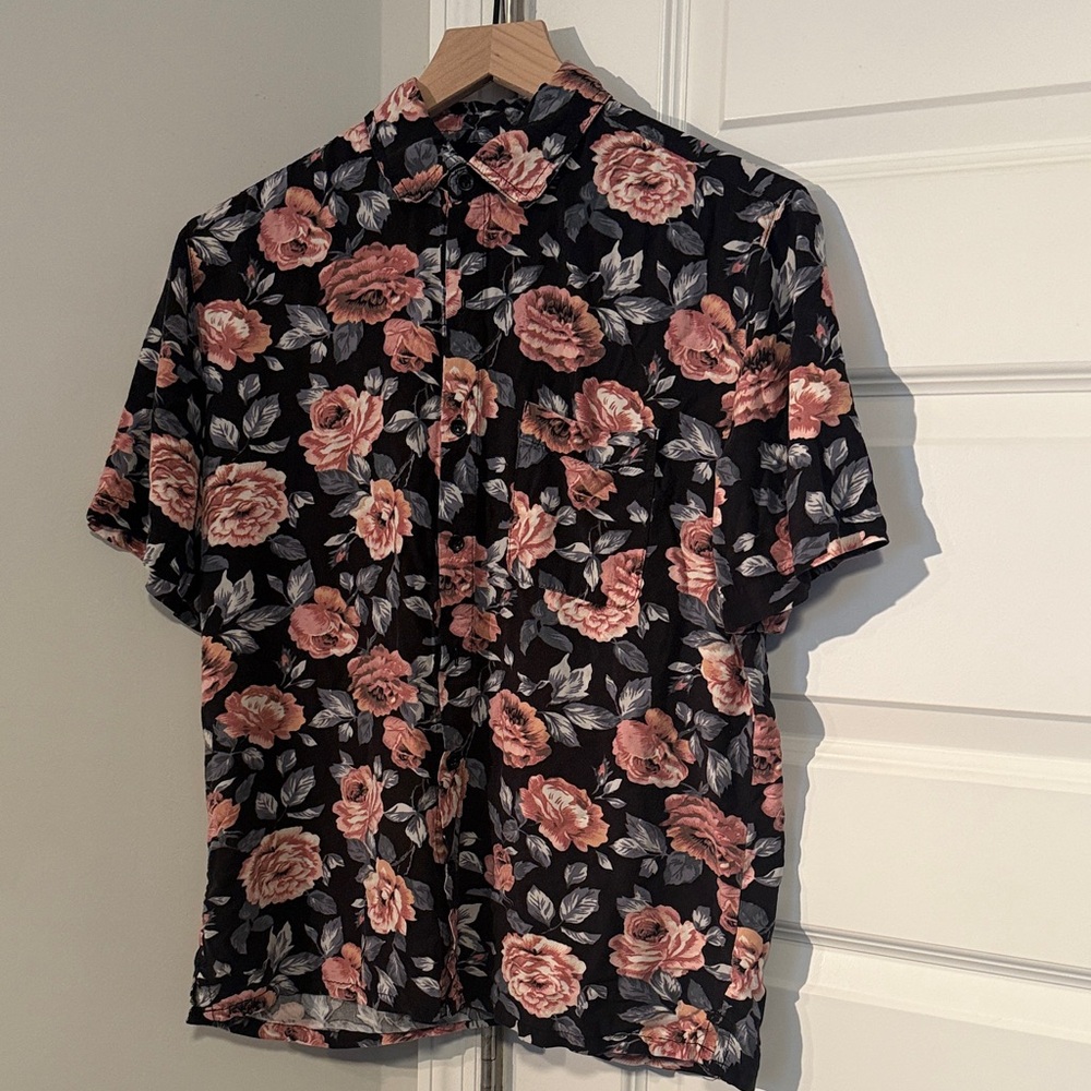 Urban Outfitters Floral Black and Pink Men's Shirt